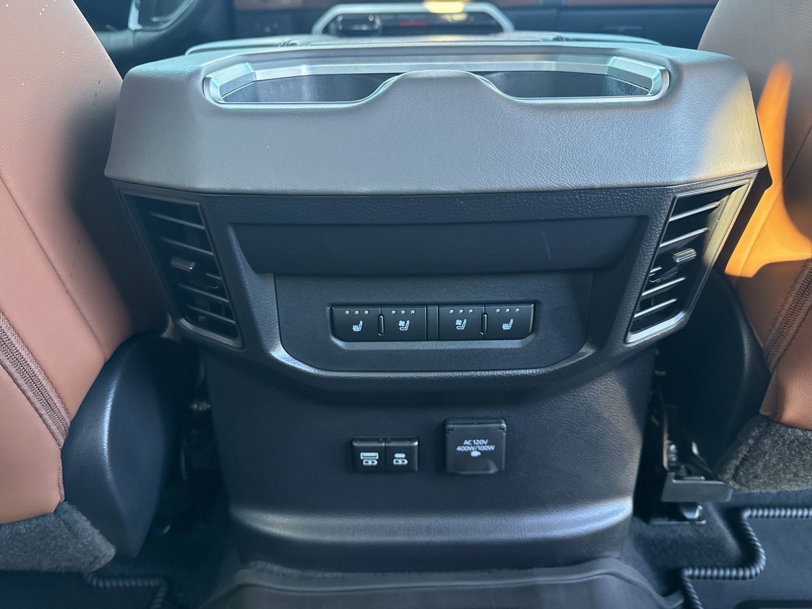 Thumbnail: 2024 Toyota Tundra - 31