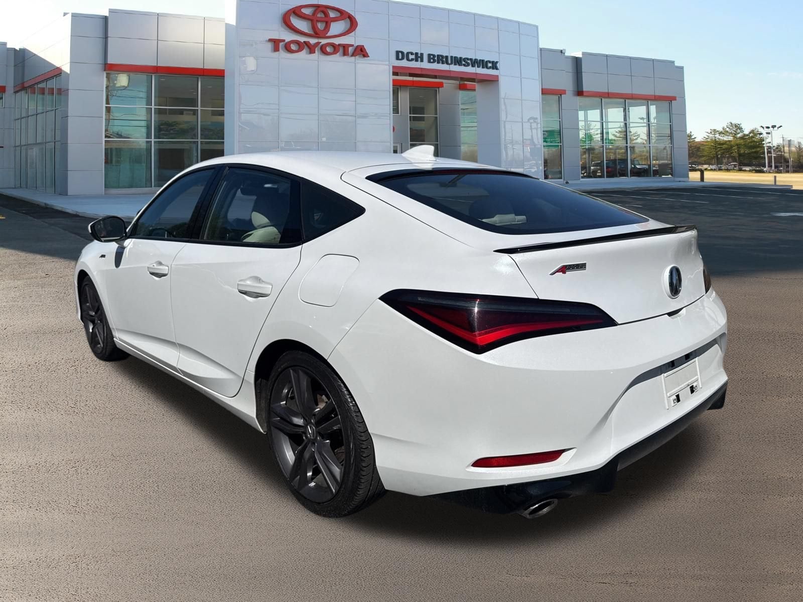 Thumbnail: 2023 Acura Integra - 13