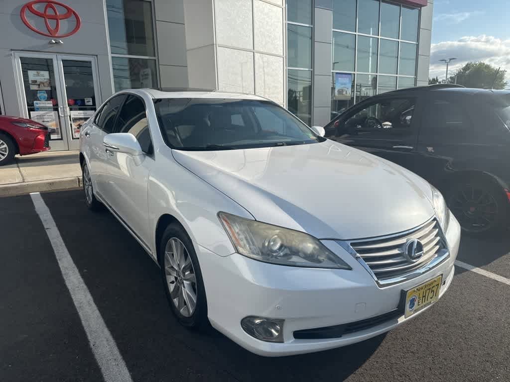 Thumbnail: 2010 Lexus ES - 2