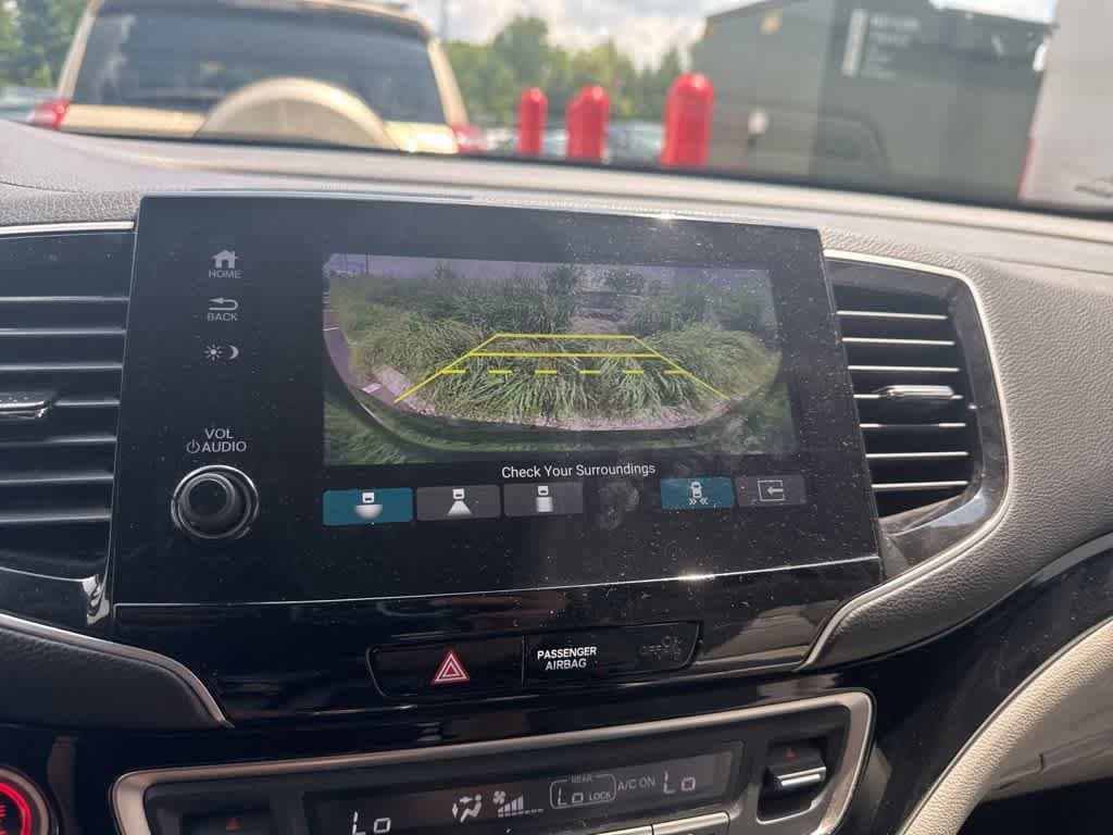 Thumbnail: 2019 Honda Pilot - 13