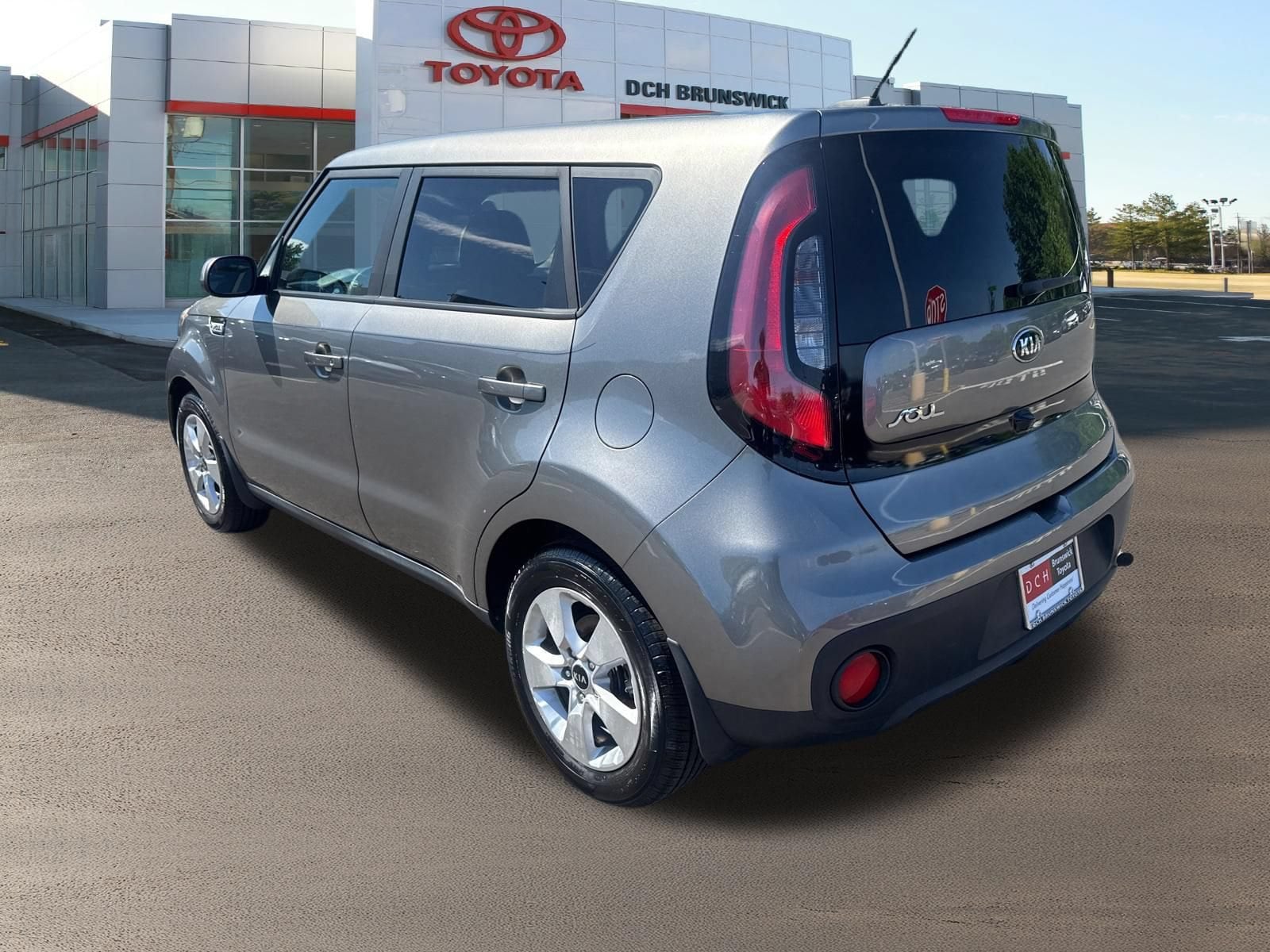 Thumbnail: 2018 Kia Soul - 13