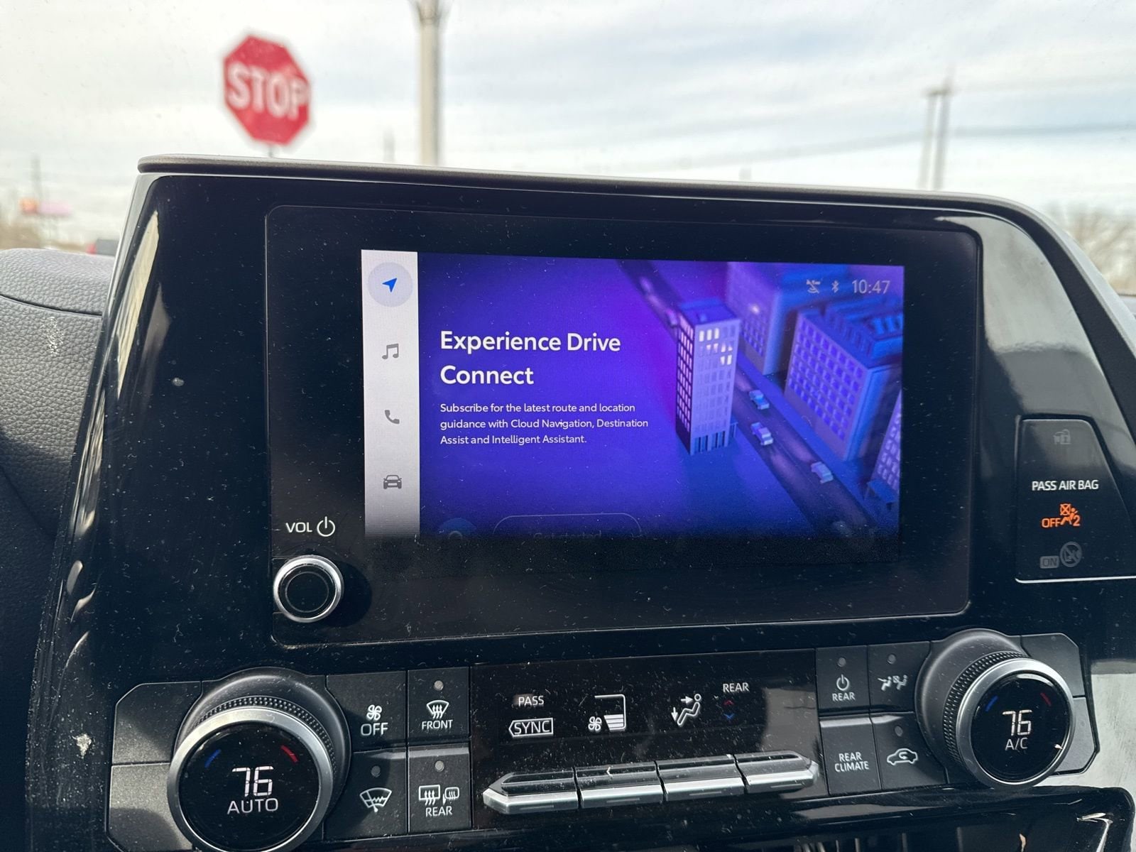 Thumbnail: 2023 Toyota Highlander - 29