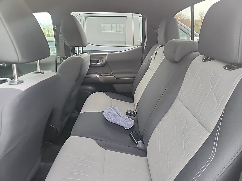 Thumbnail: 2022 Toyota Tacoma - 22