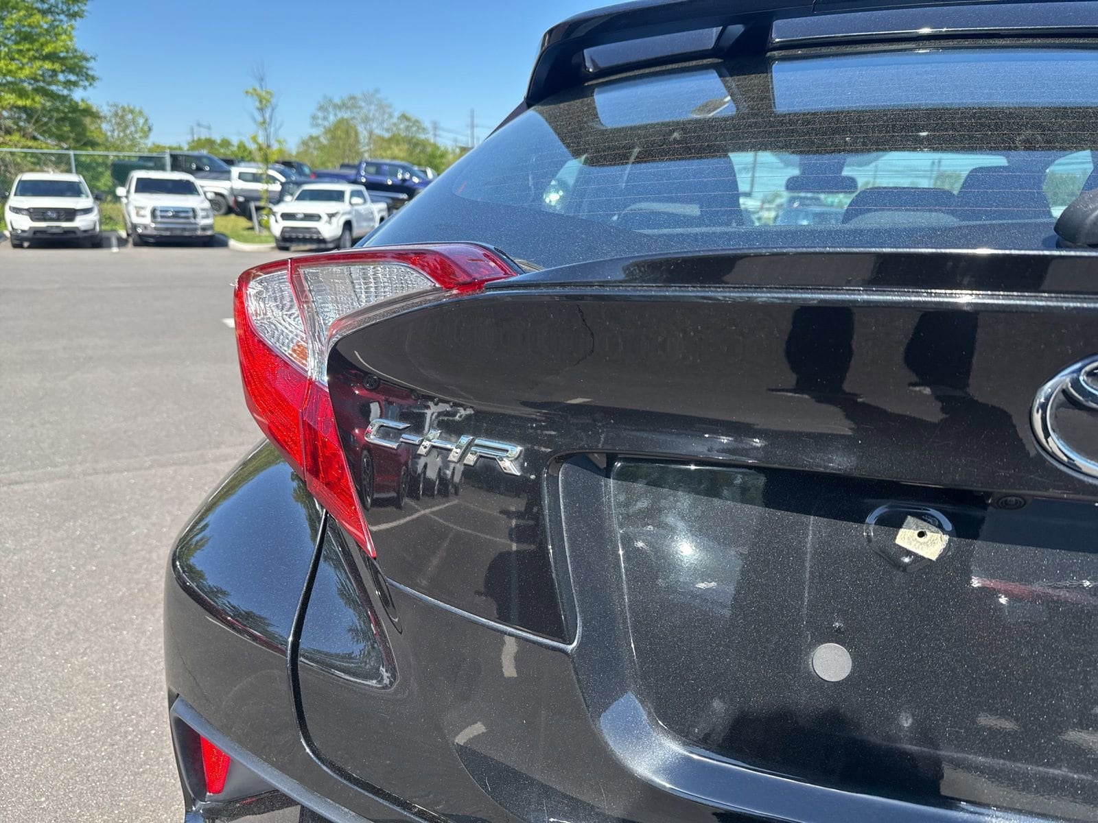 Thumbnail: 2021 Toyota C-HR - 15
