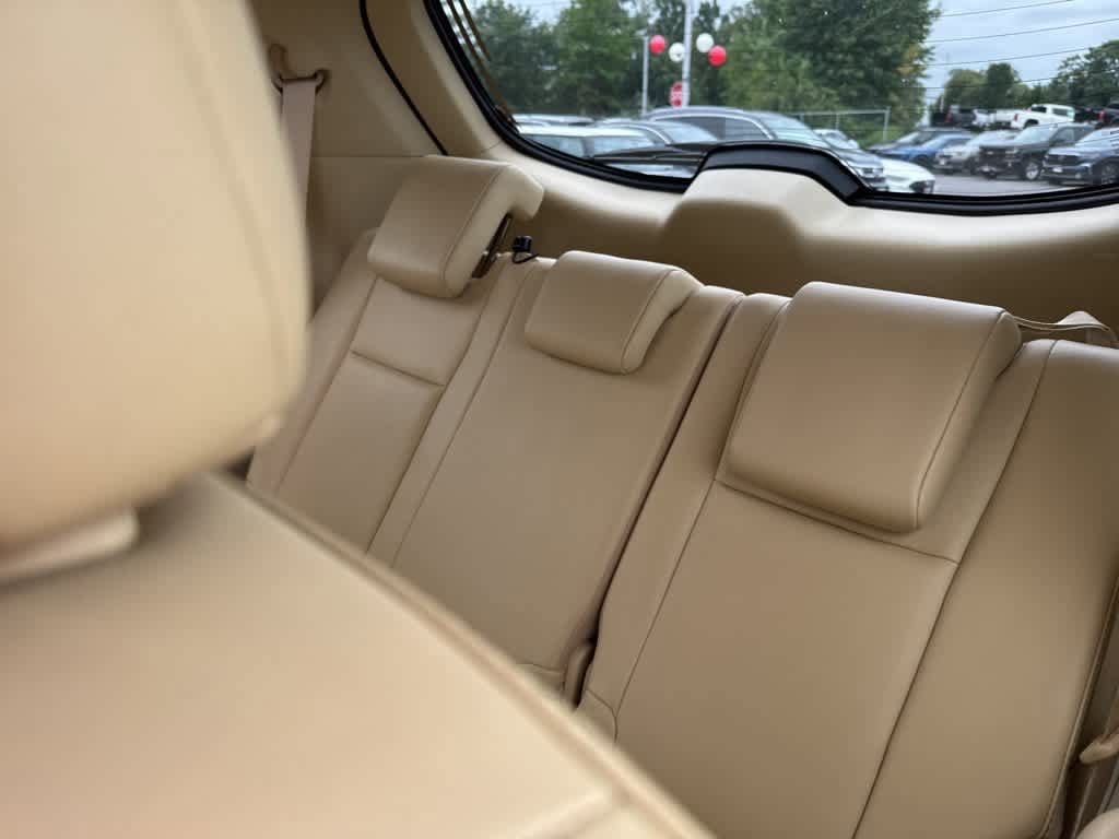 Thumbnail: 2019 Toyota Highlander - 19