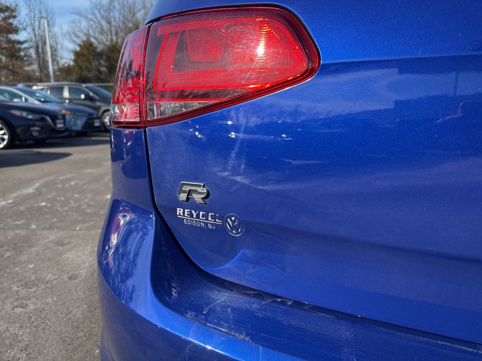 Thumbnail: 2016 Volkswagen Golf - 16