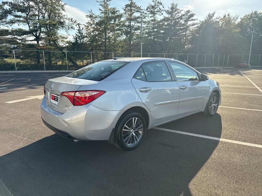 2018 Toyota Corolla L photo 3