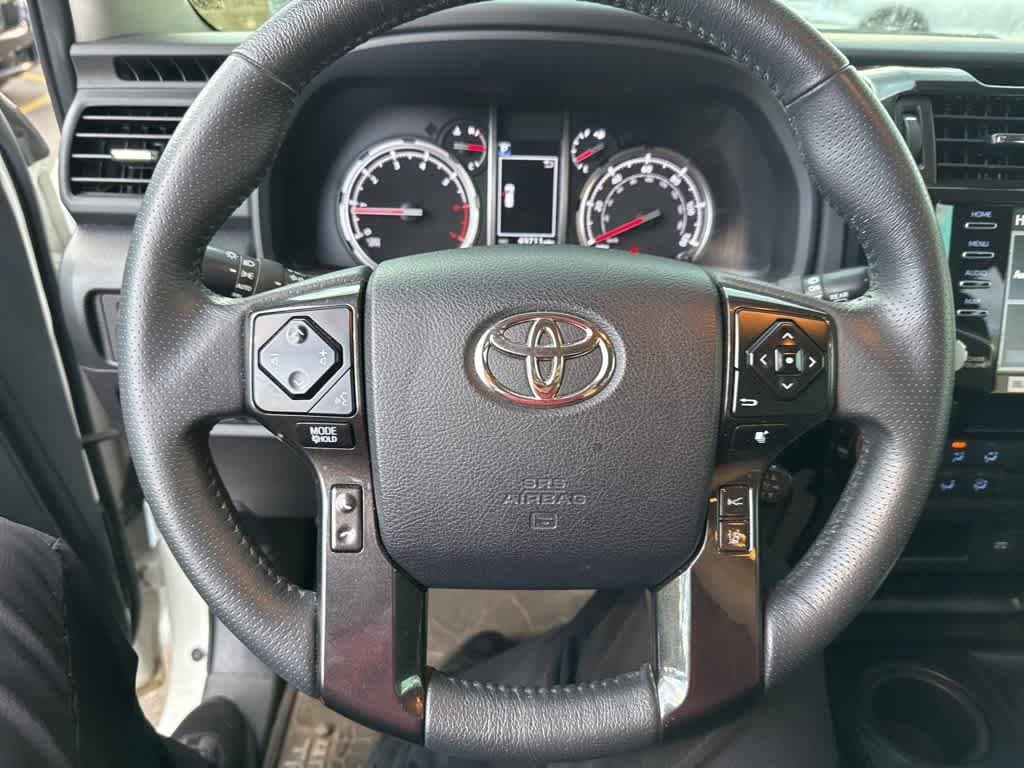 Thumbnail: 2022 Toyota 4Runner - 24