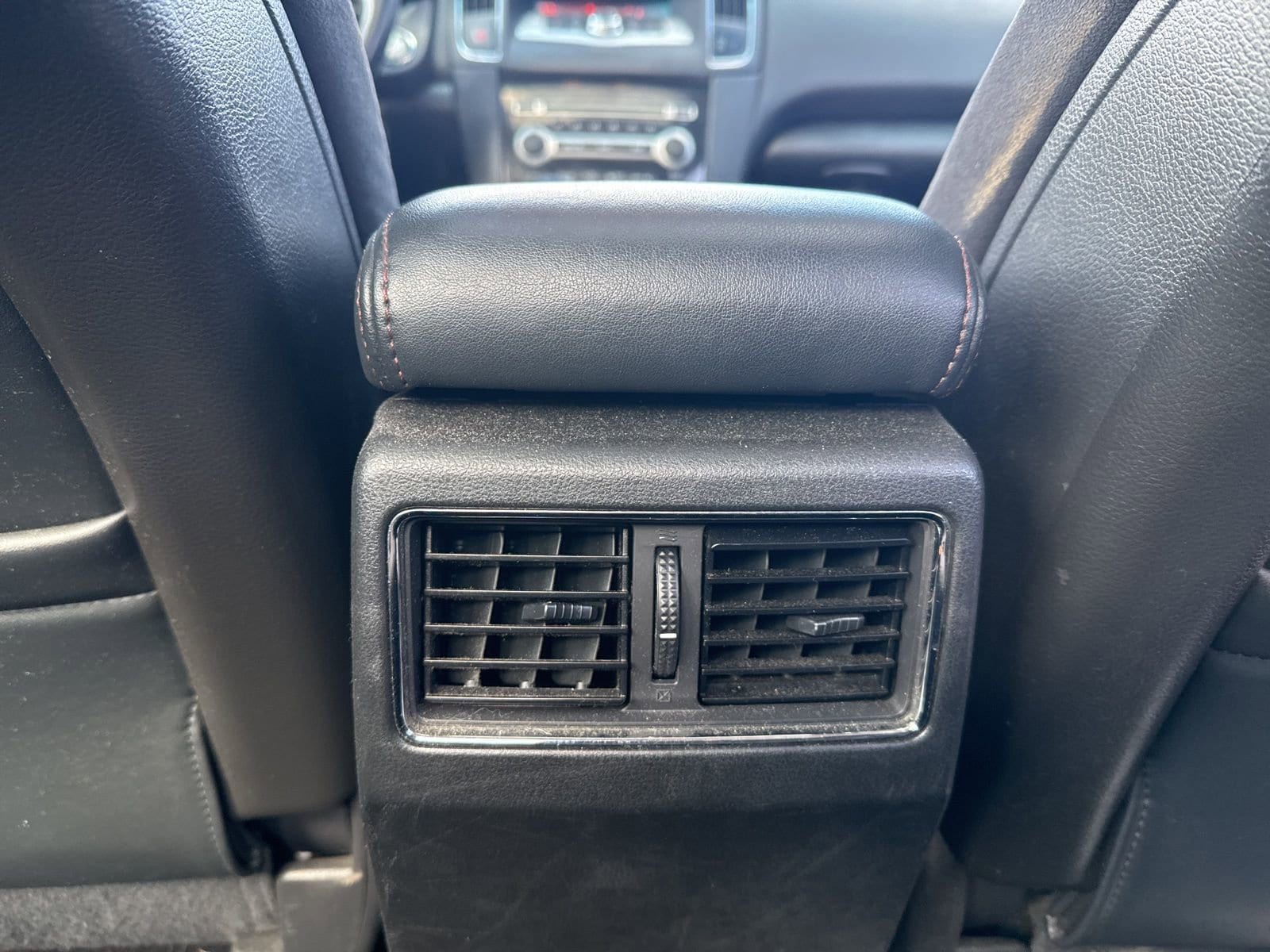 Thumbnail: 2011 Nissan Maxima - 29