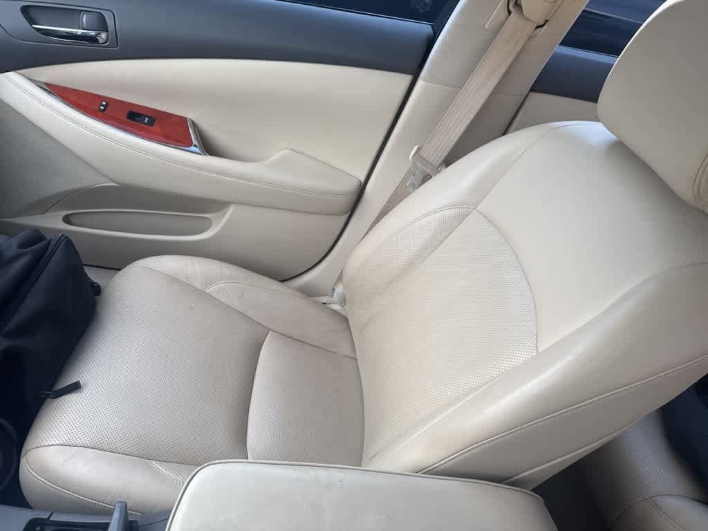 Thumbnail: 2010 Lexus ES - 16