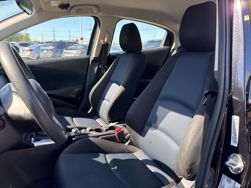 Thumbnail: 2017 Toyota Yaris iA - 18