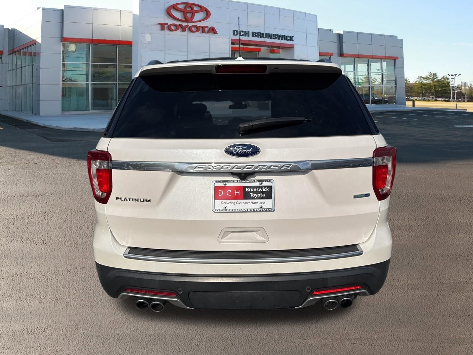 Thumbnail: 2018 Ford Explorer - 6