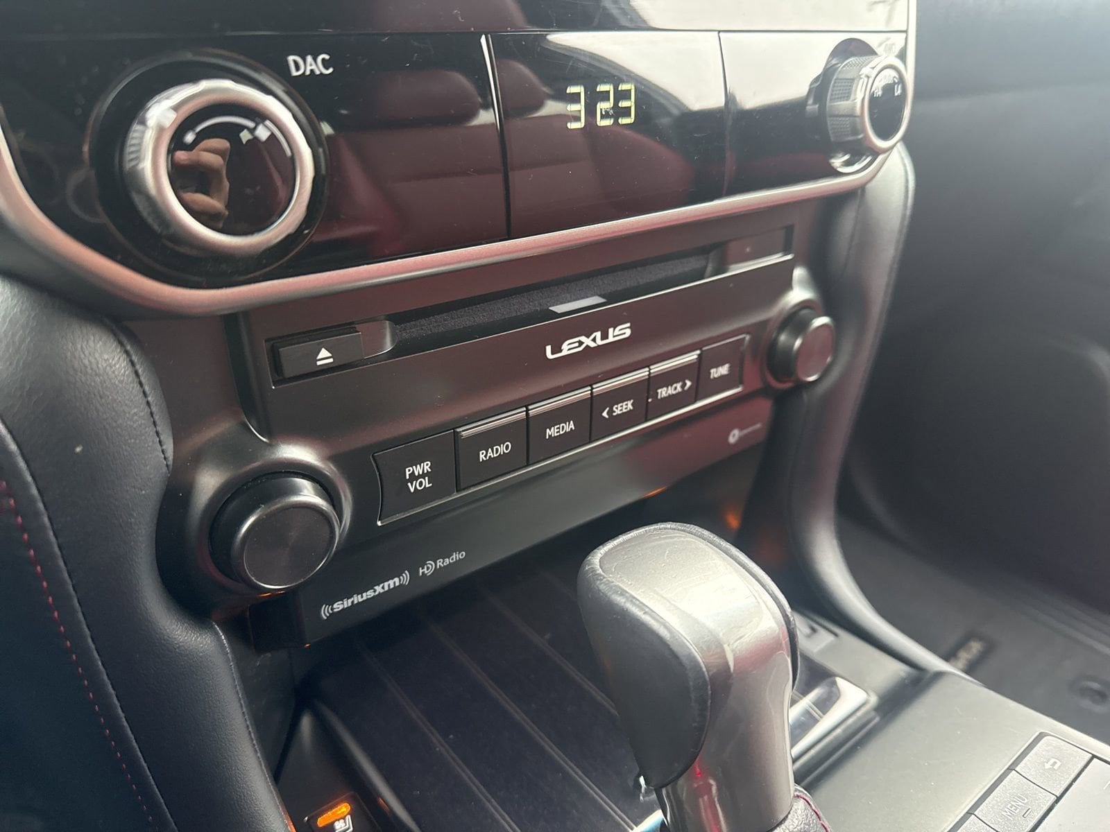 Thumbnail: 2023 Lexus GX - 30