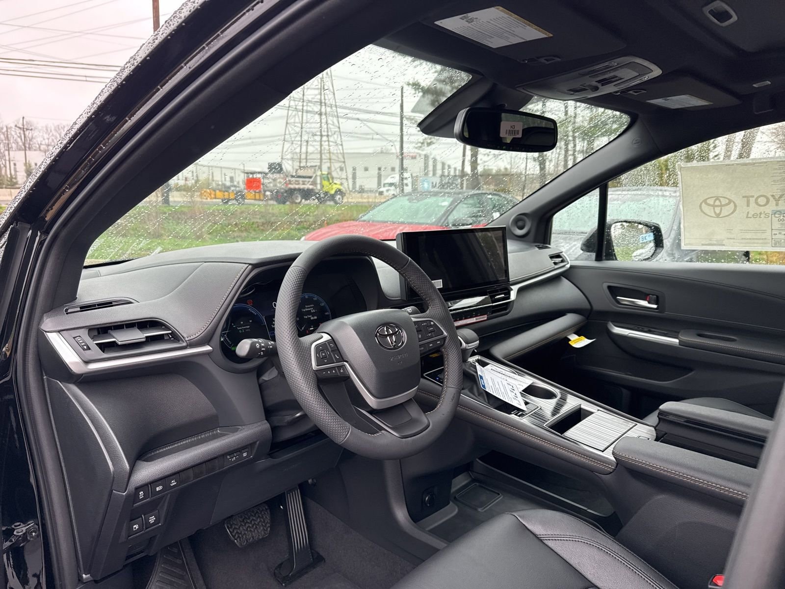 Thumbnail: 2026 Toyota Sienna - 12