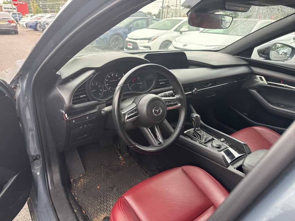 Thumbnail: 2022 Mazda Mazda3 - 17
