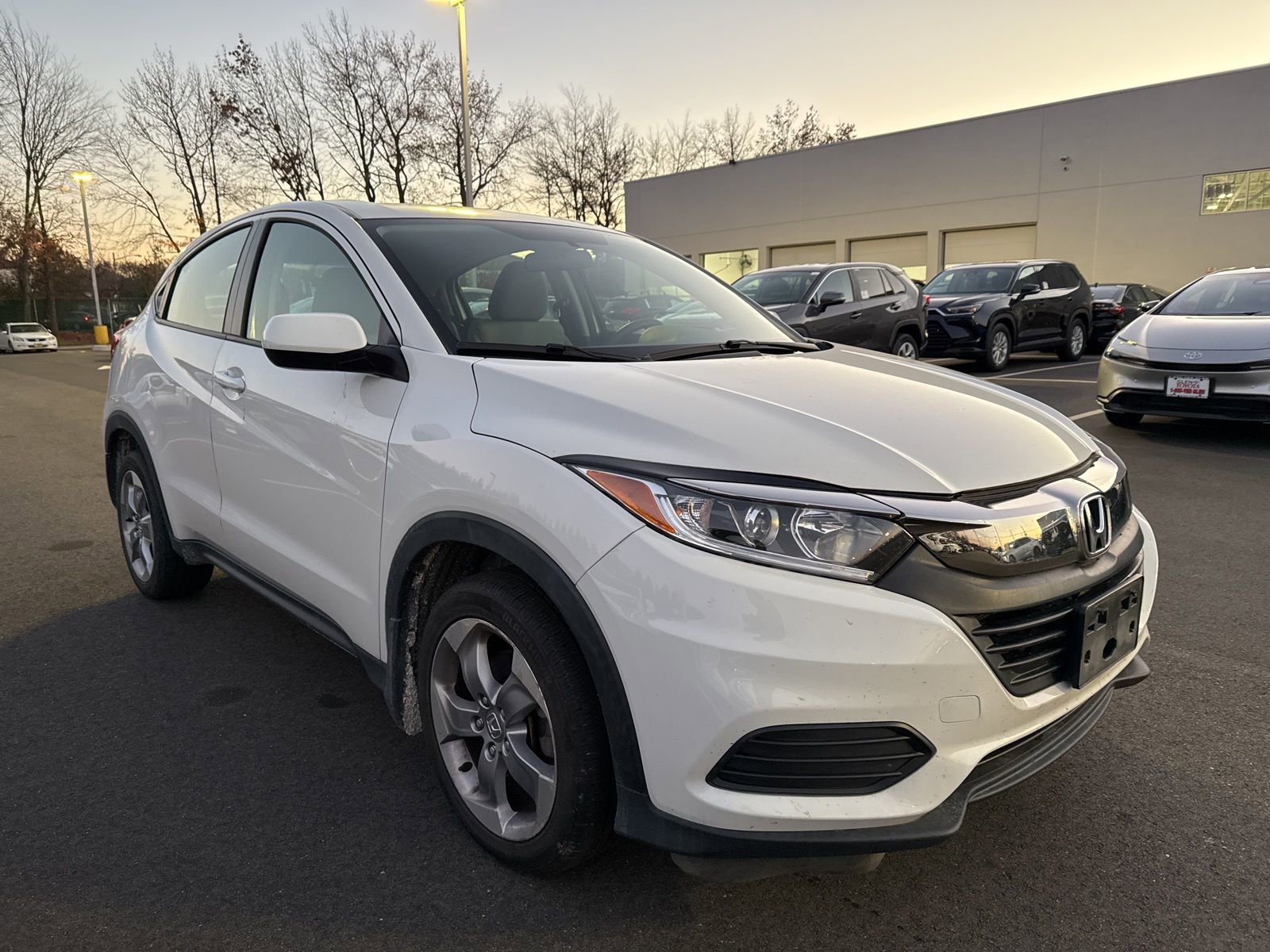 2022 Honda HR-V LX photo 2
