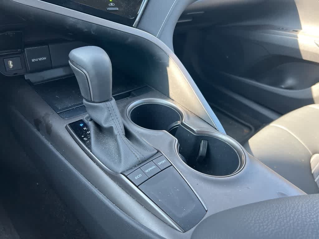 Thumbnail: 2023 Toyota Camry - 19