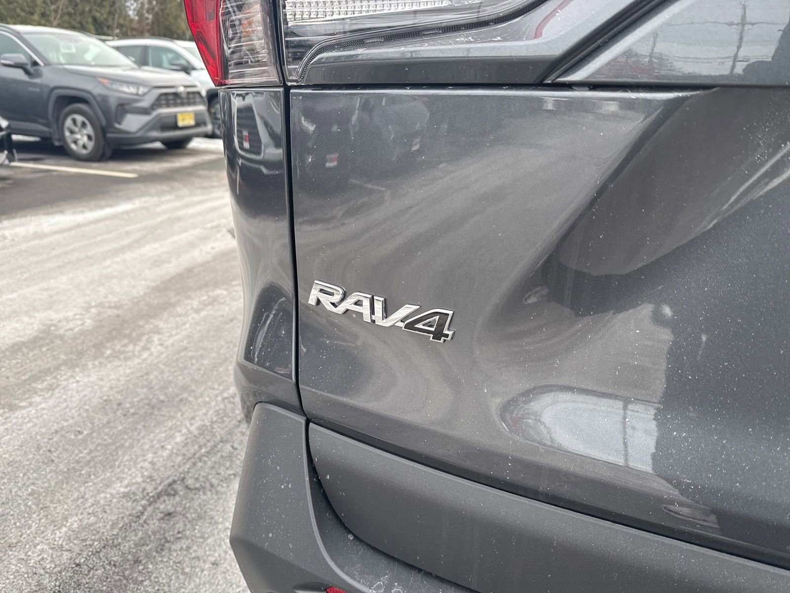 Thumbnail: 2025 Toyota RAV4 - 9