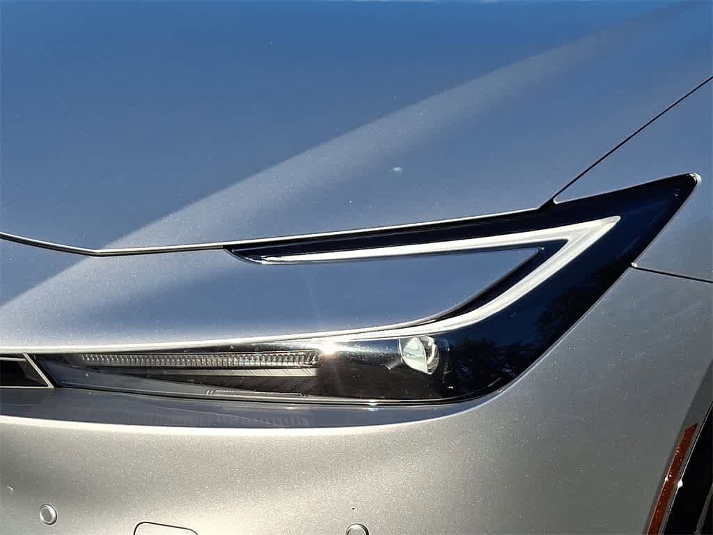 Thumbnail: 2024 Toyota Prius Prime - 15