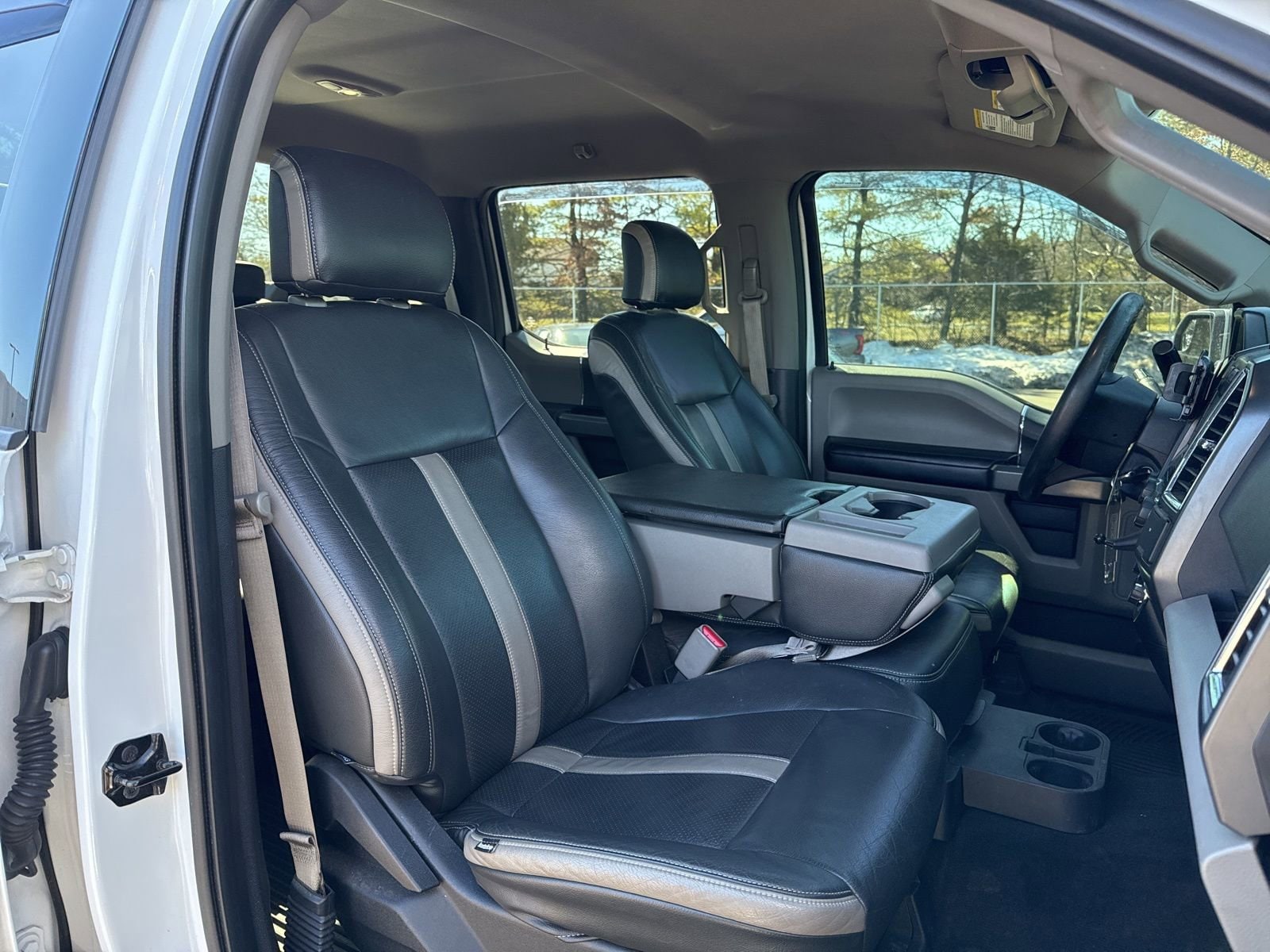 Thumbnail: 2016 Ford F-150 - 21