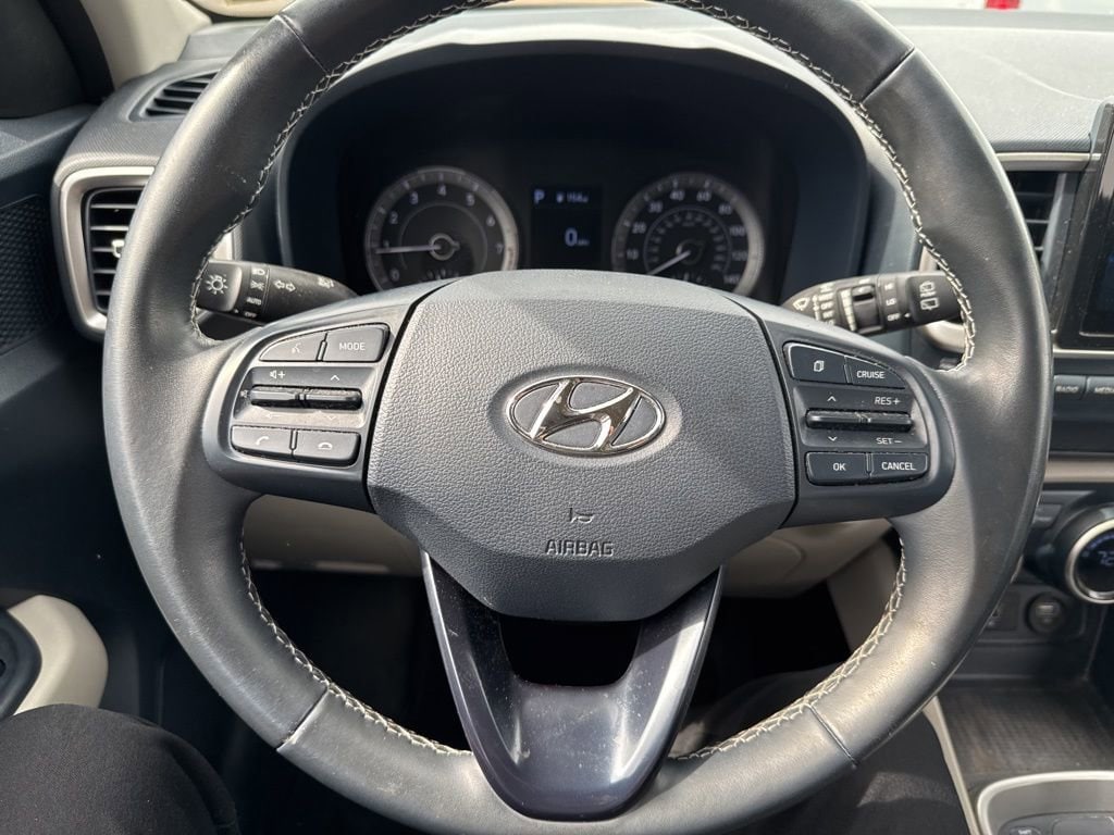 Thumbnail: 2021 Hyundai Venue - 23