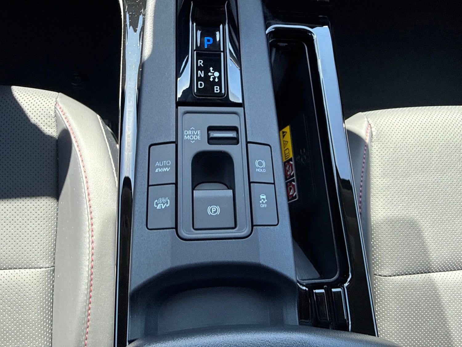 Thumbnail: 2026 Toyota Prius - 22