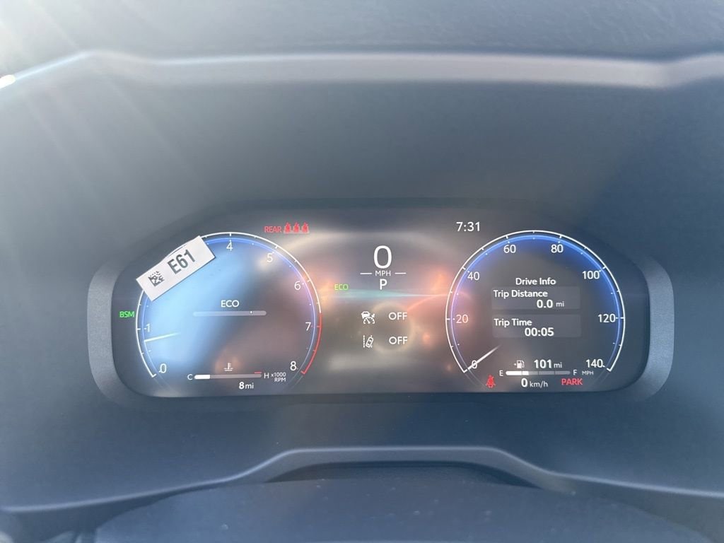 Thumbnail: 2025 Toyota RAV4 - 25