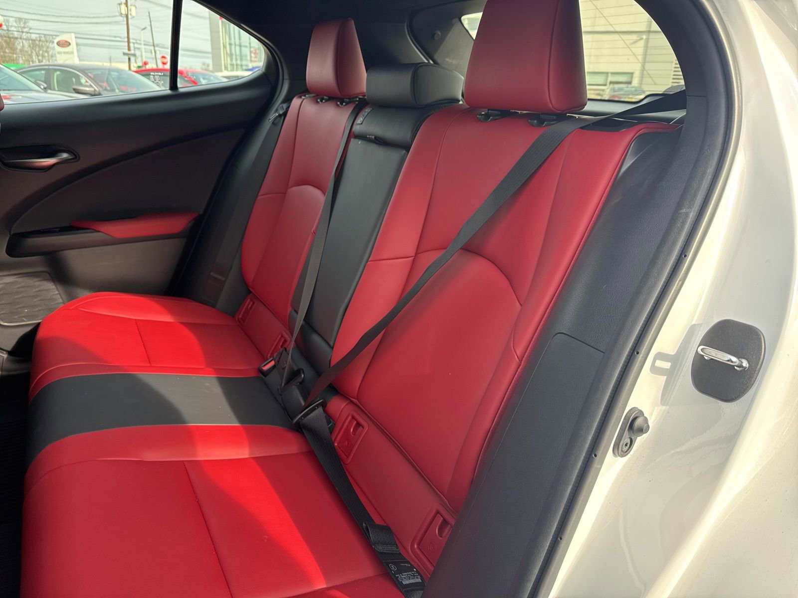 Thumbnail: 2020 Lexus UX - 19