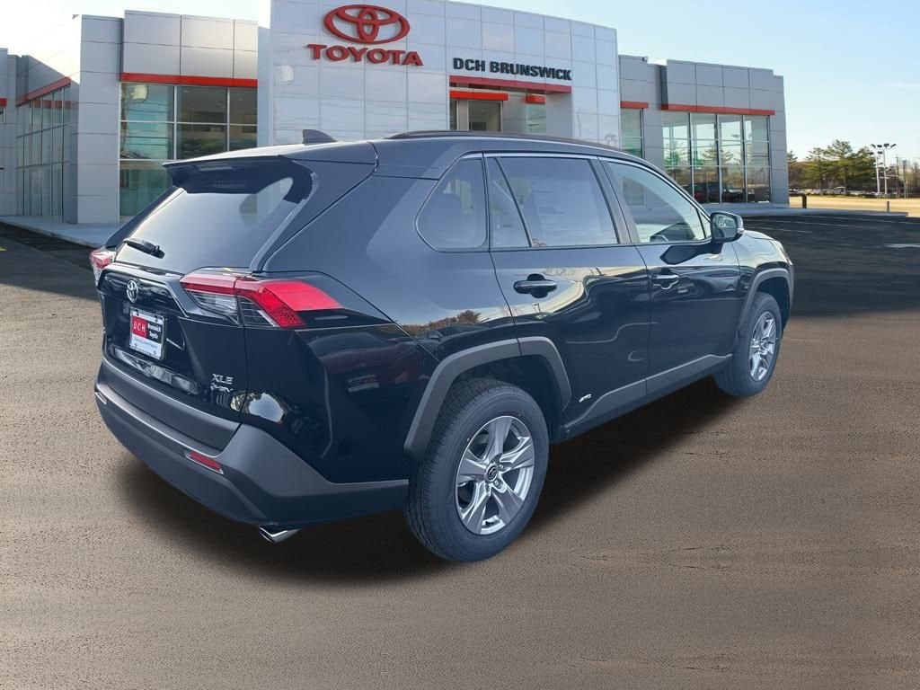 Thumbnail: 2025 Toyota RAV4 - 4