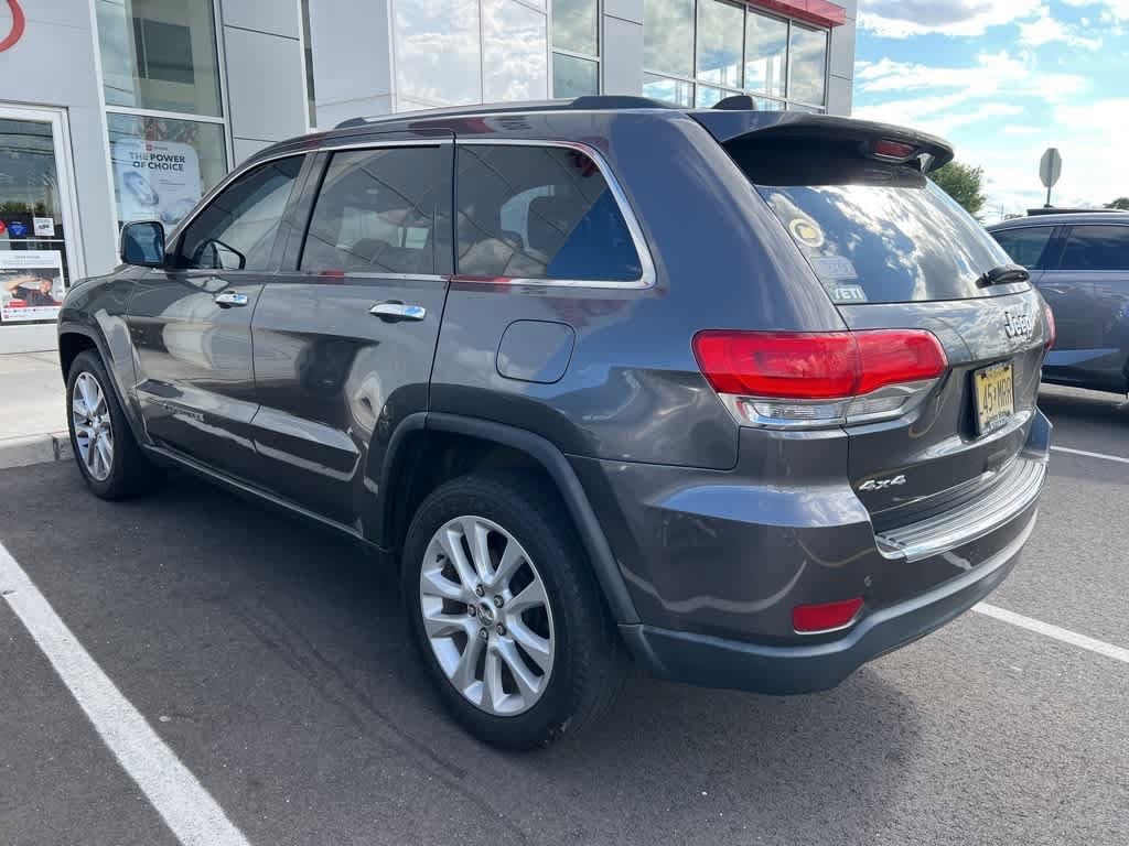 Thumbnail: 2017 Jeep Grand Cherokee - 4