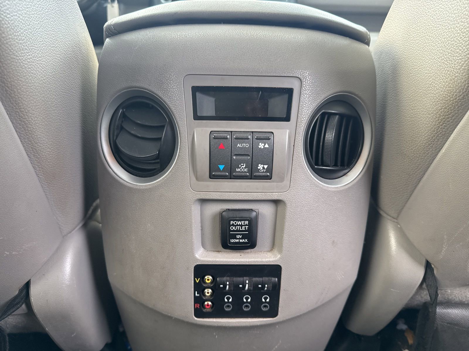 Thumbnail: 2012 Honda Pilot - 34