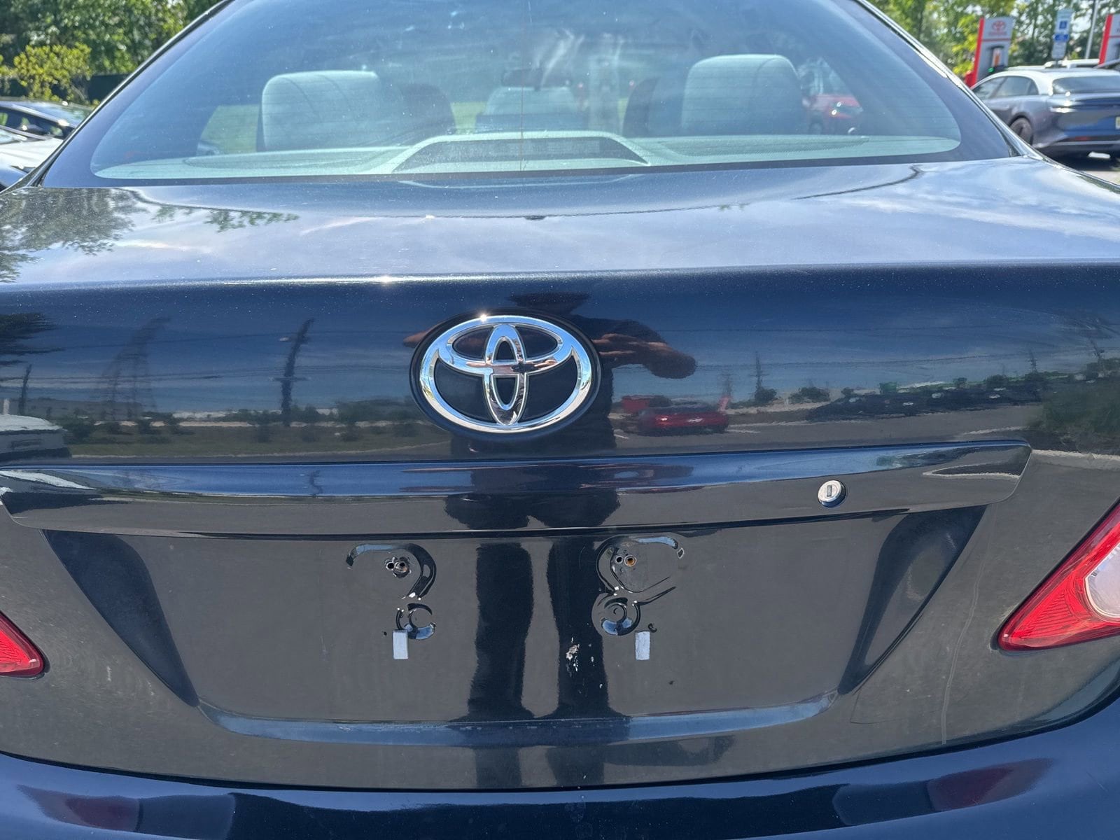 Thumbnail: 2010 Toyota Corolla - 16