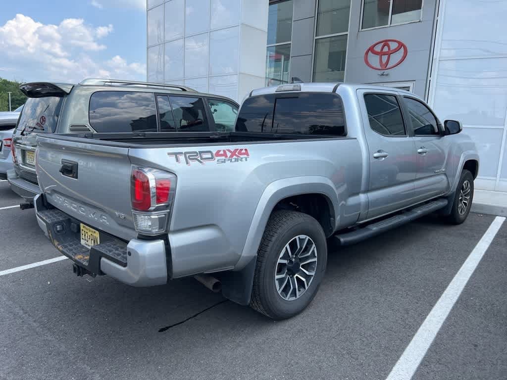 Thumbnail: 2022 Toyota Tacoma - 3