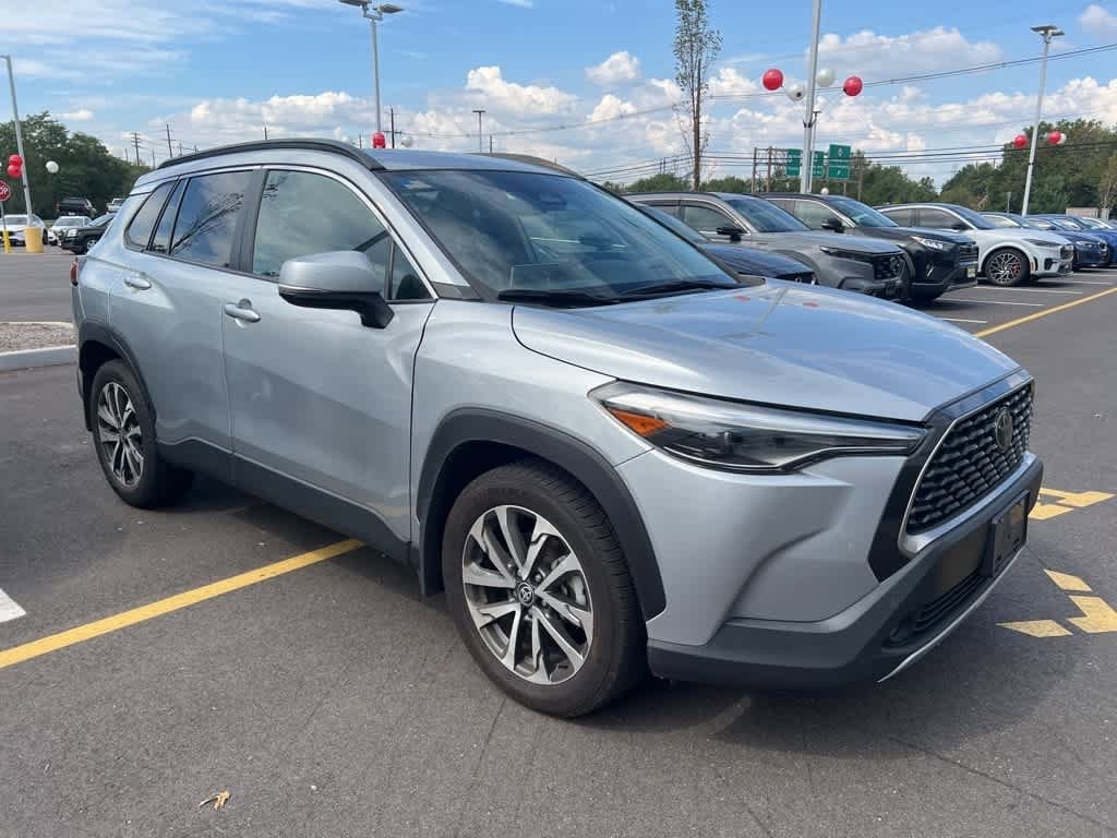 Thumbnail: 2023 Toyota Corolla Cross - 2