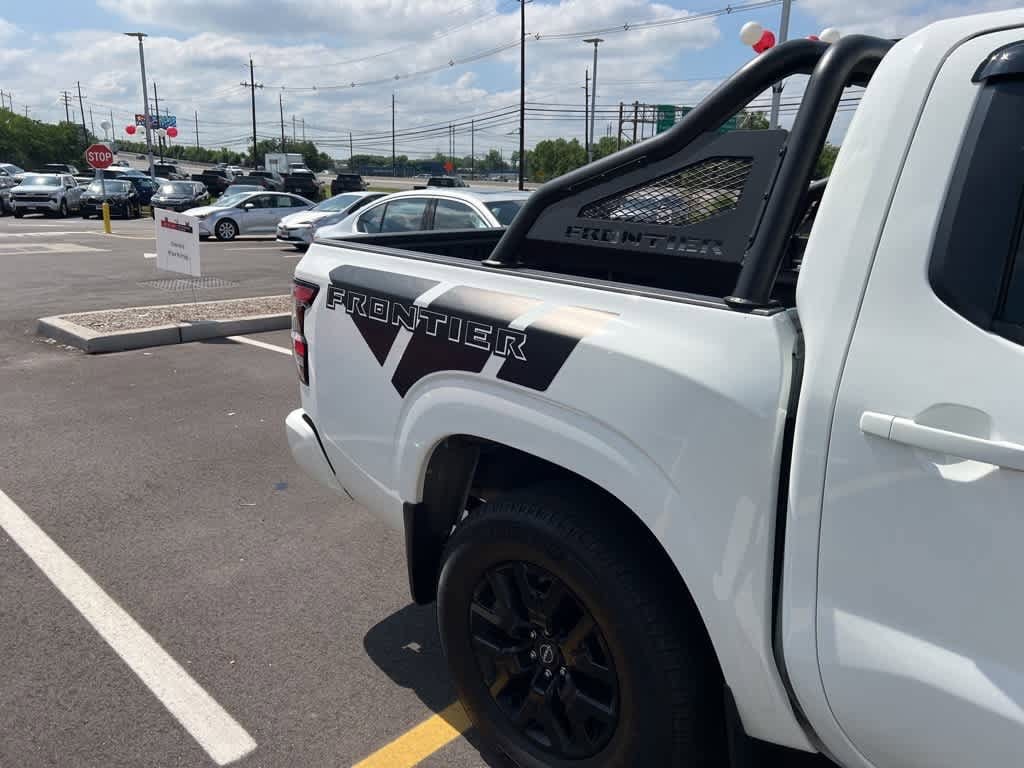 Thumbnail: 2023 Nissan Frontier - 24
