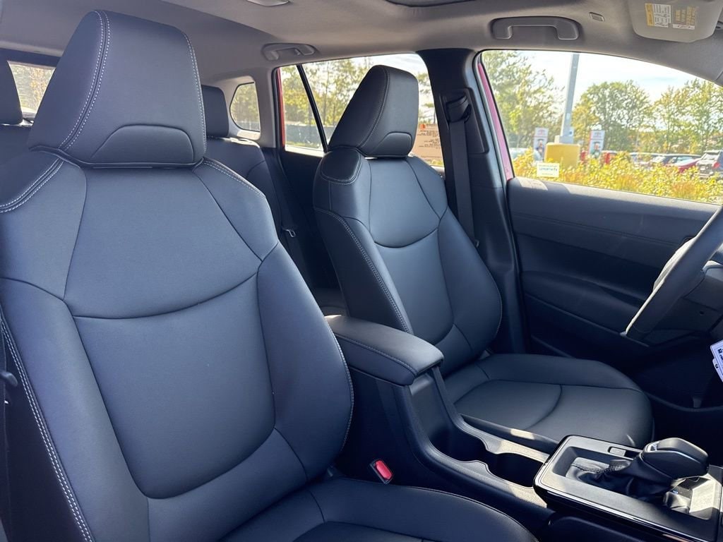 Thumbnail: 2026 Toyota Corolla Cross - 13