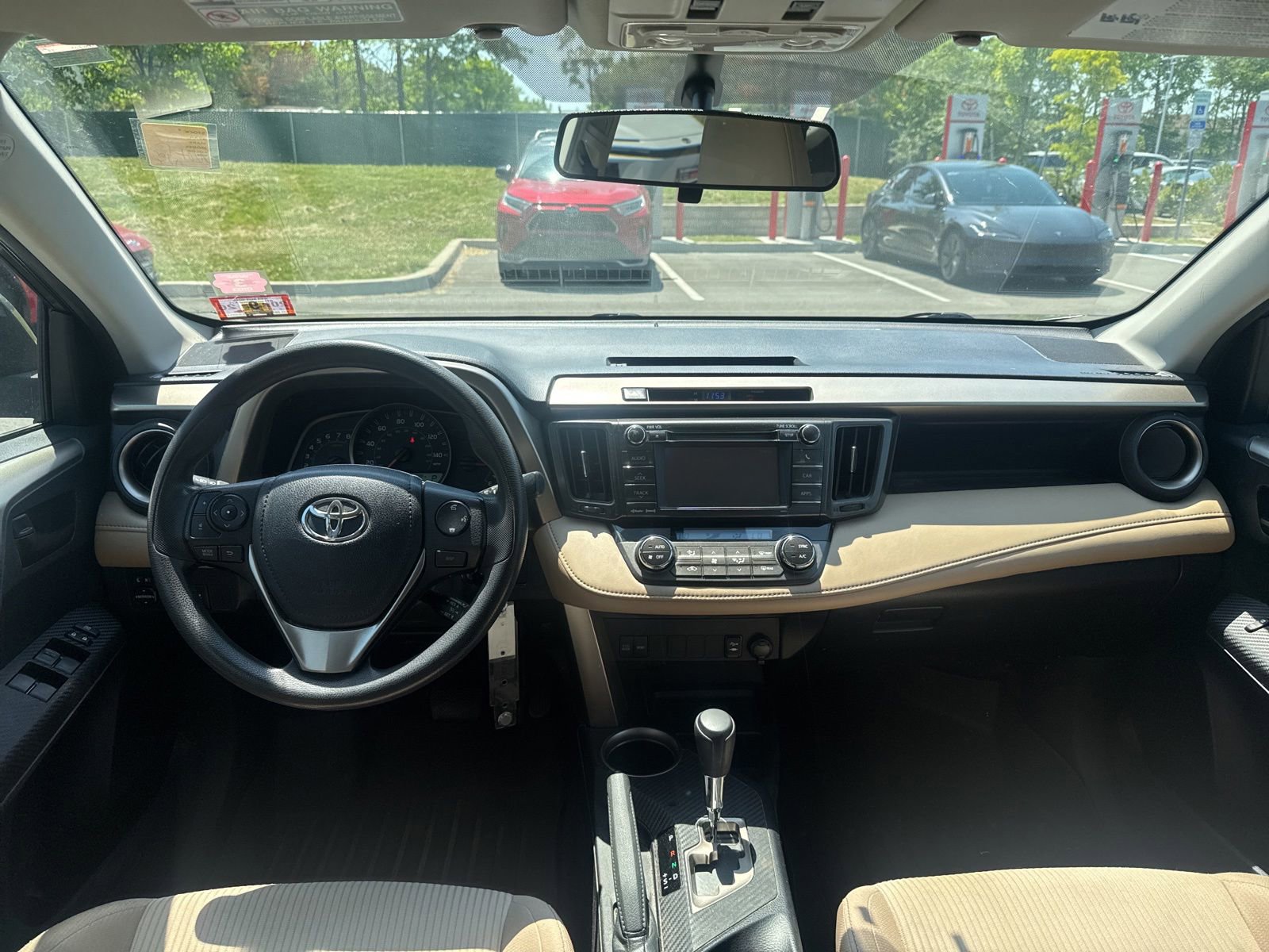 Thumbnail: 2013 Toyota RAV4 - 24