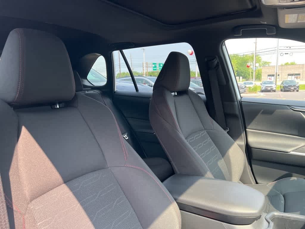 2024 Toyota RAV4 Prime SE 17
