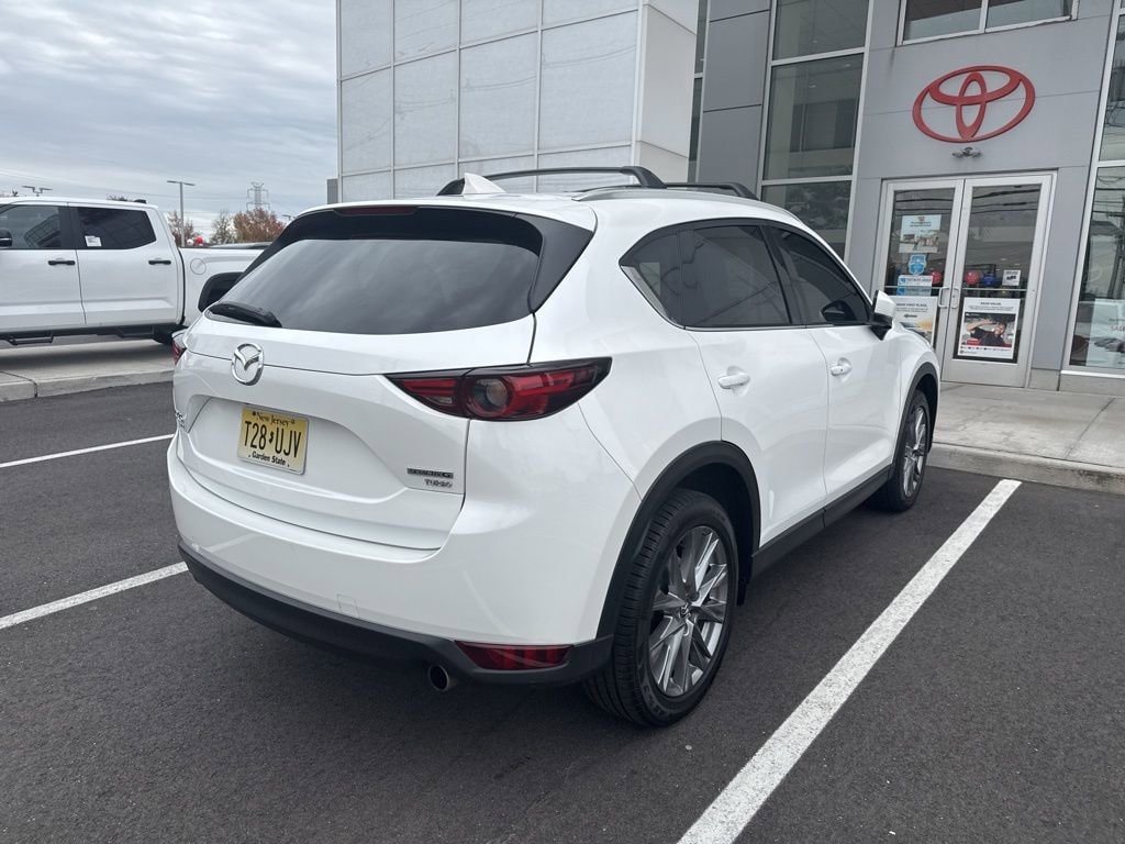 Thumbnail: 2021 Mazda CX-5 - 3