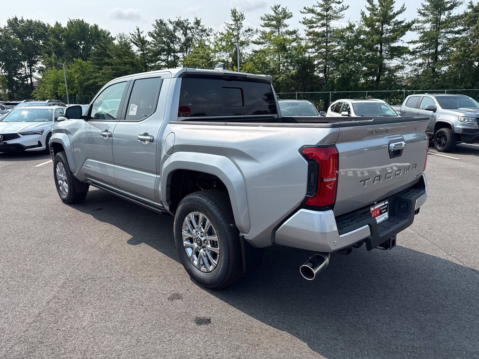 2026 Toyota Tacoma Limited - Photo 6