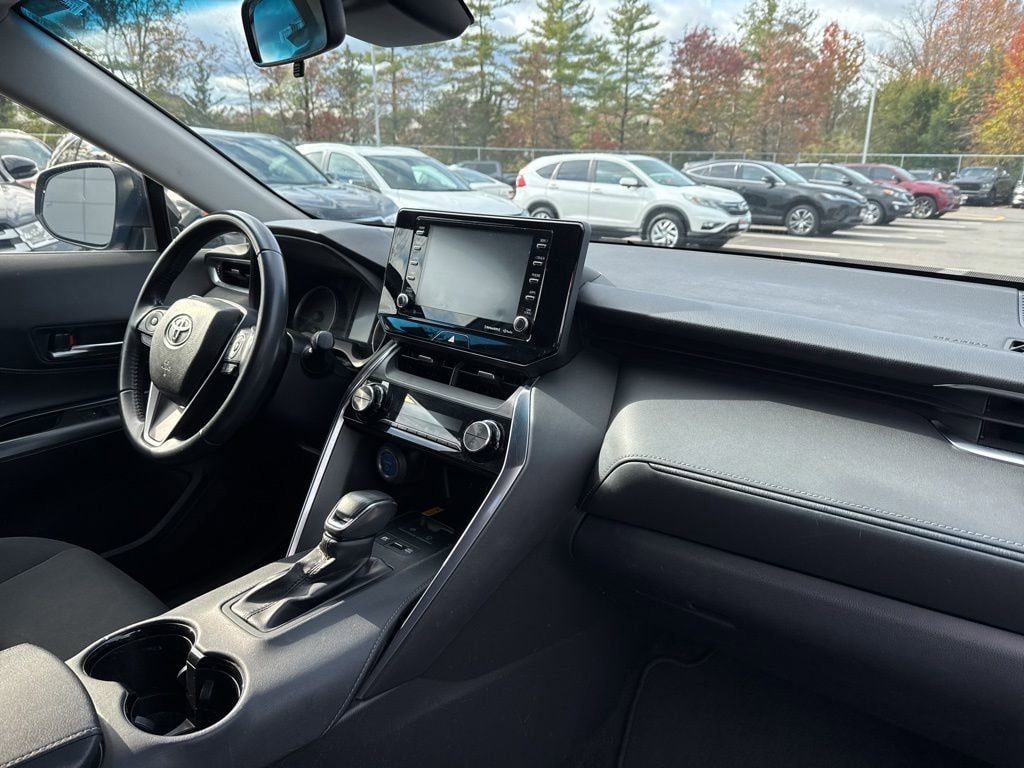 Thumbnail: 2021 Toyota Venza - 22