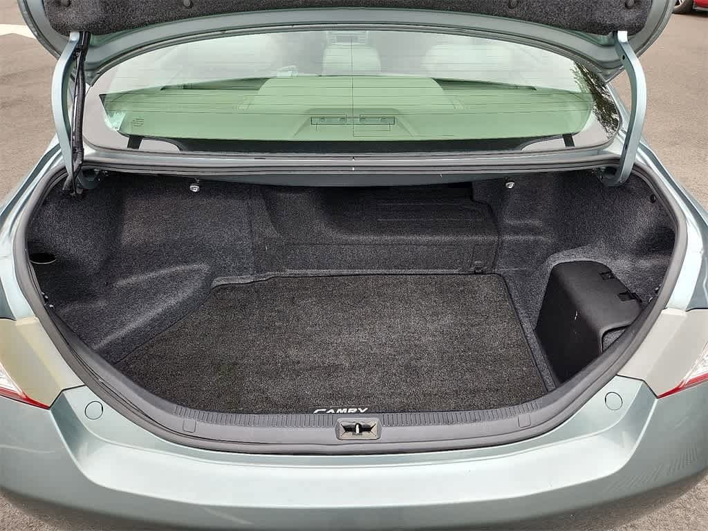 Thumbnail: 2011 Toyota Camry - 33