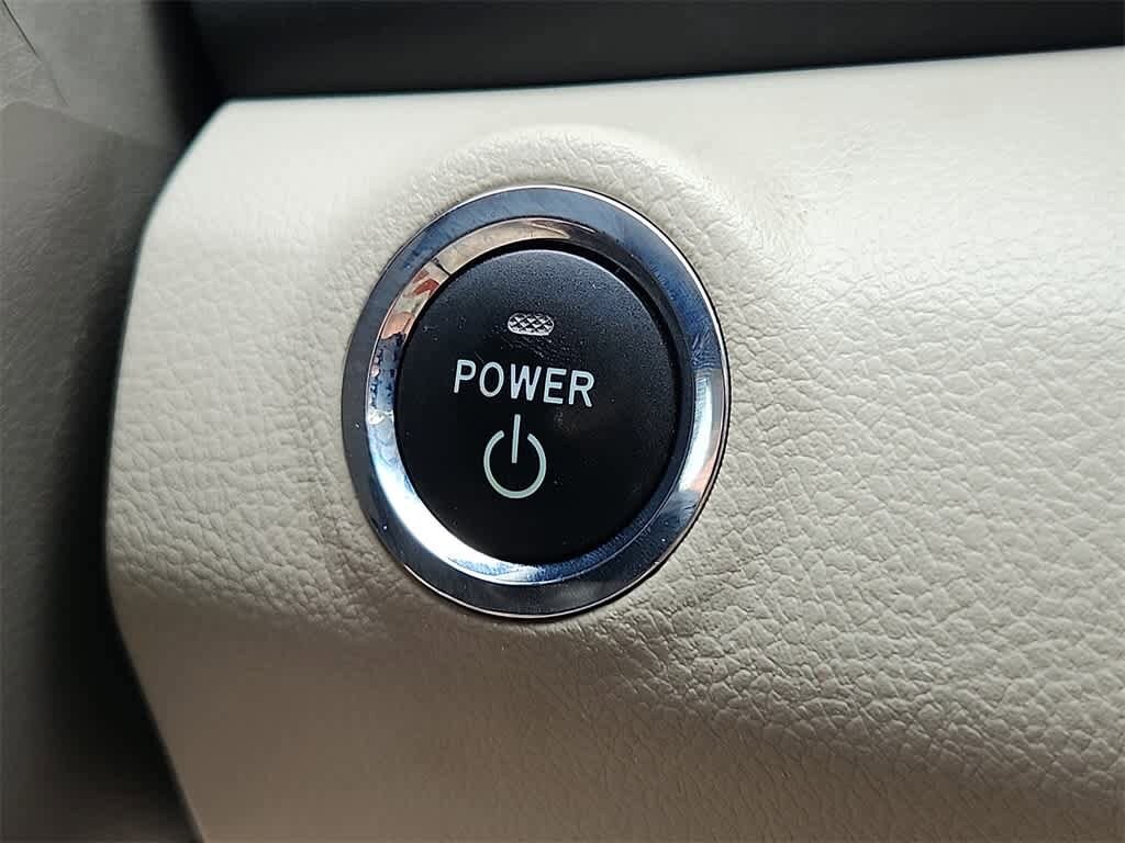 Thumbnail: 2011 Toyota Camry - 28