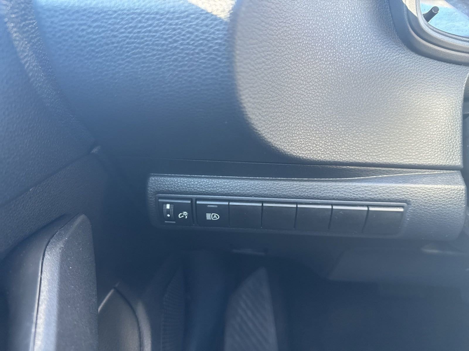 Thumbnail: 2023 Toyota Corolla - 28