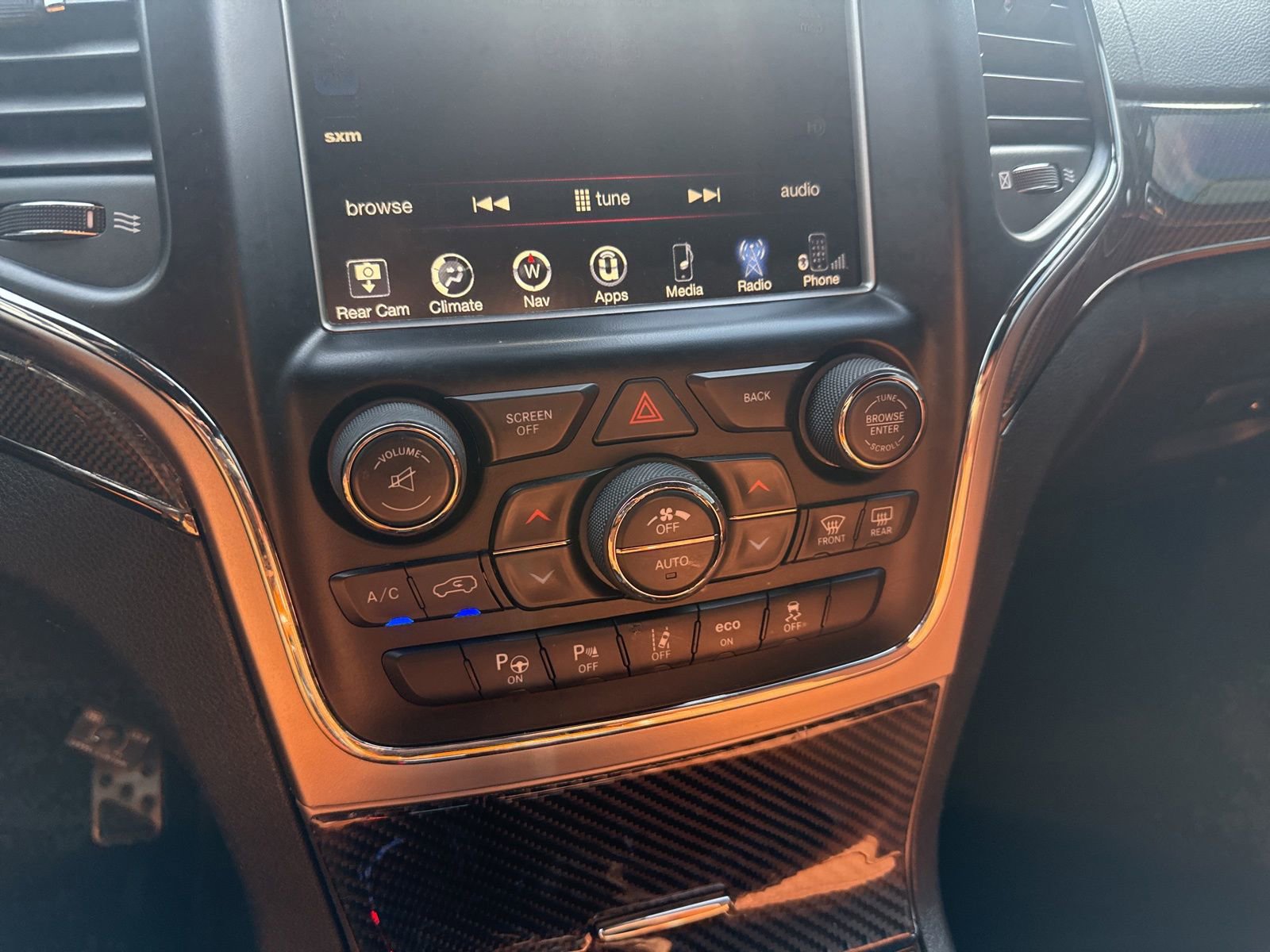 Thumbnail: 2017 Jeep Grand Cherokee - 26