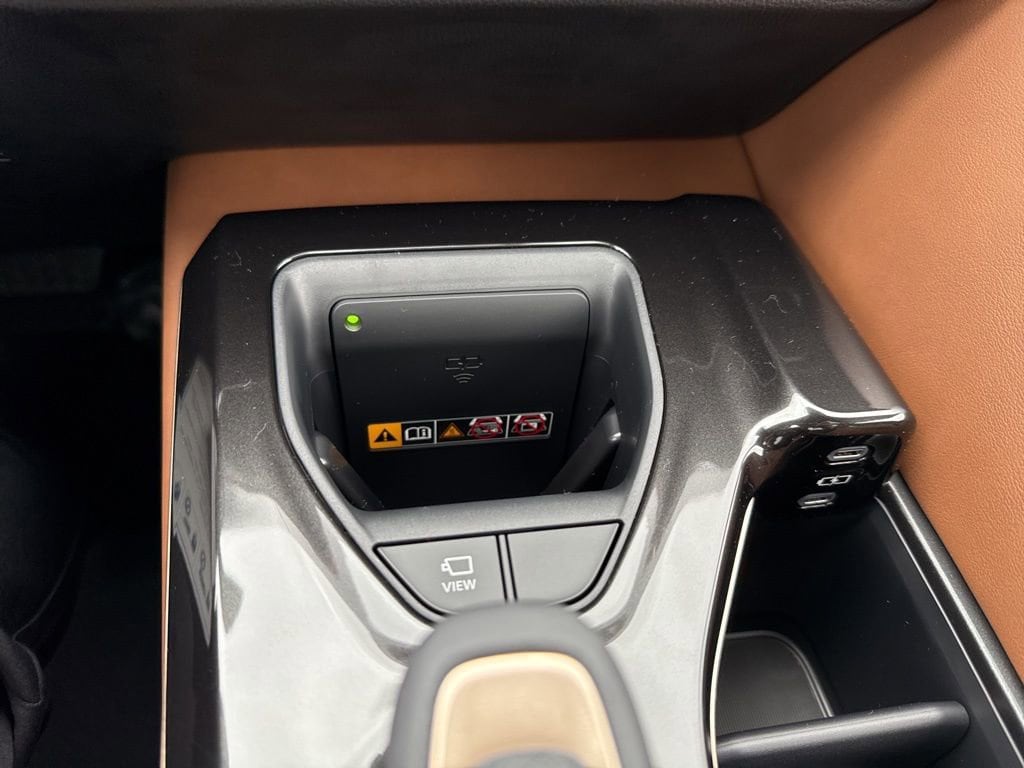 Thumbnail: 2025 Toyota Crown Signia - 21