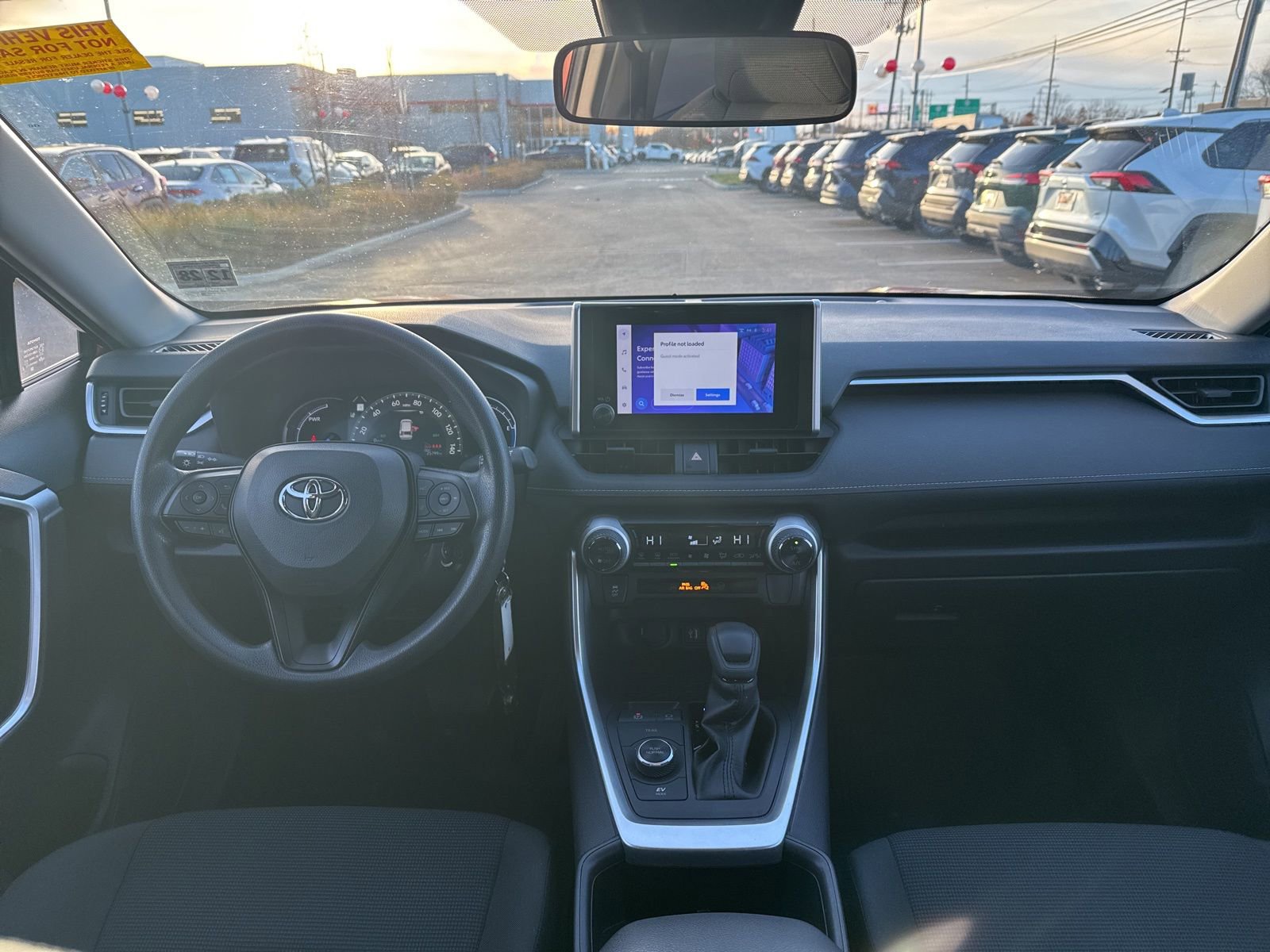 Thumbnail: 2023 Toyota RAV4 - 25