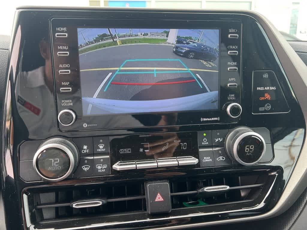 2021 Toyota Highlander L 13