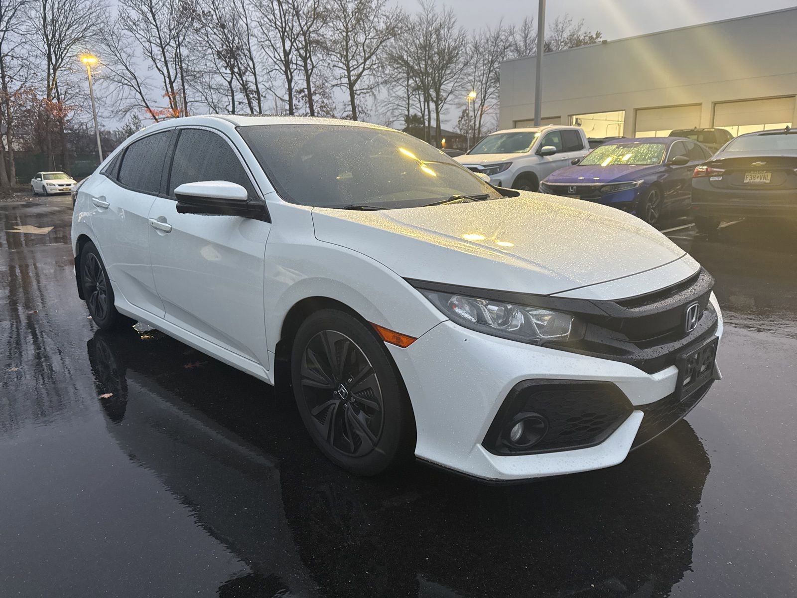 2018 Honda Civic EX Hatchback photo 3