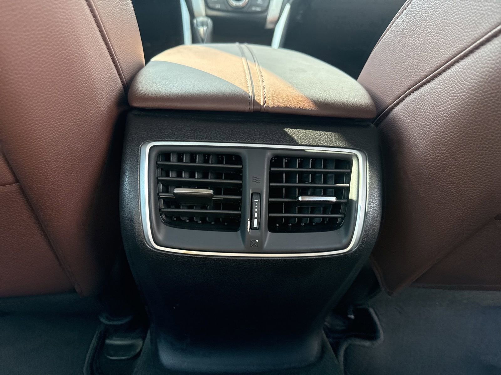 Thumbnail: 2017 Acura TLX - 30